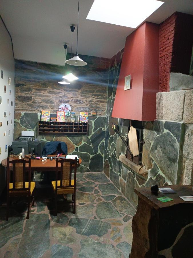 Pension Y Albergue Matias Locanda Sarria Exterior photo