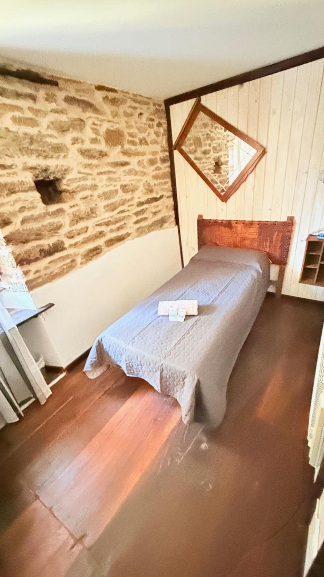 Pension Y Albergue Matias Locanda Sarria Exterior photo