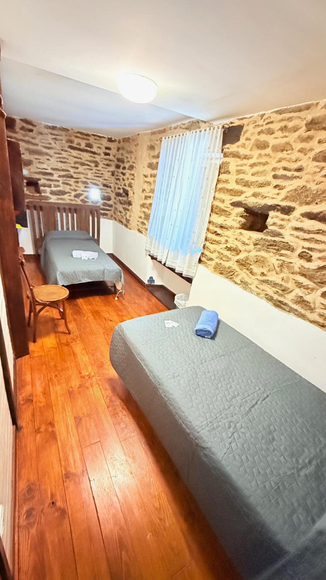 Pension Y Albergue Matias Locanda Sarria Exterior photo